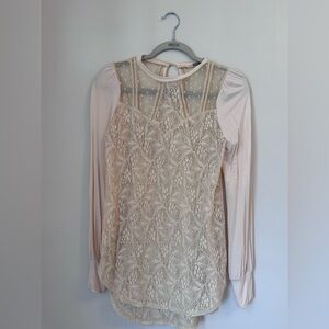 Gimmicks by BKE Long Sleeve Lace Top